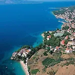 Apartament Adriano *