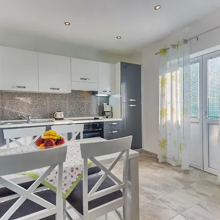 Apartmán Adriano *