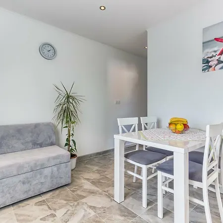 Adriano Apartment
